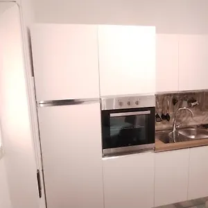Fiore San Pietro Apartment